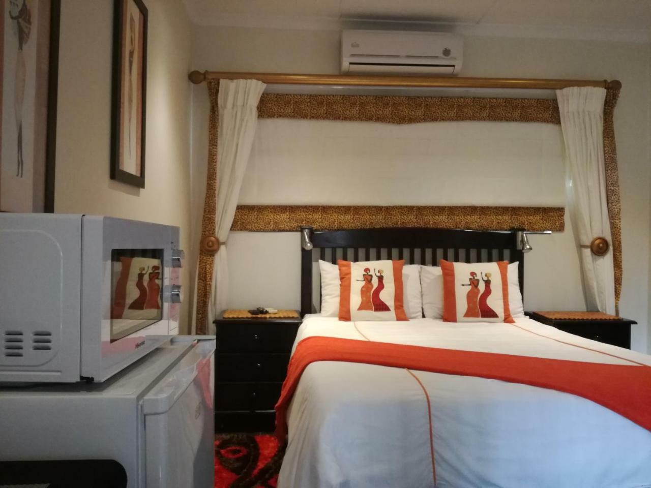 Avalon Guest House Amanzimtoti Exterior foto
